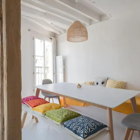 Апартаменты Centre Montorgueuil - Sunny And Stylish Flat Париж